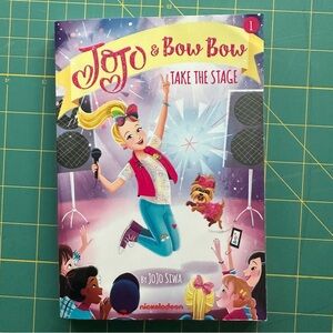 Jojo Siwa Softcover Chapter Book